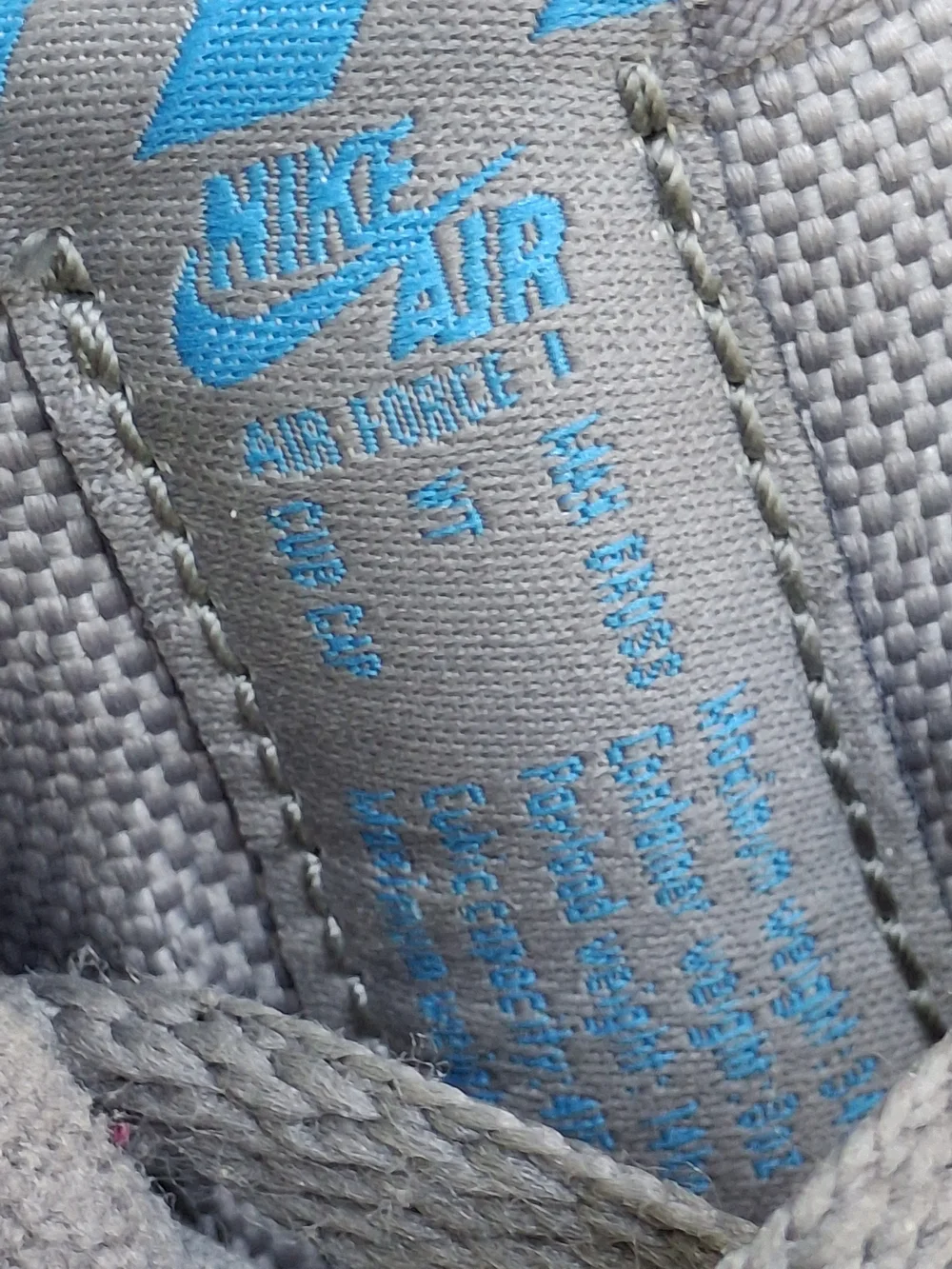 Nike Air Force 1 Low GS Shoes Size 11